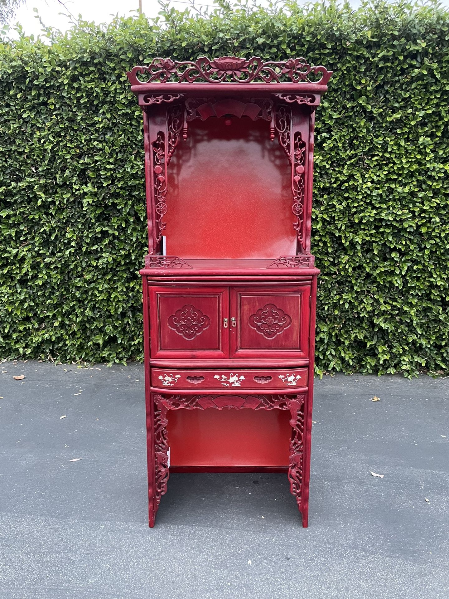 Vintage Chinoiserie Lit Elmwood Curio Display Cabinet