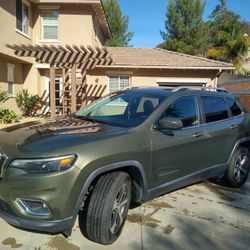 2019 Jeep Cherokee
