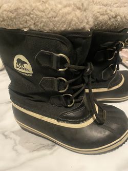 Youth Size 2 Sorels