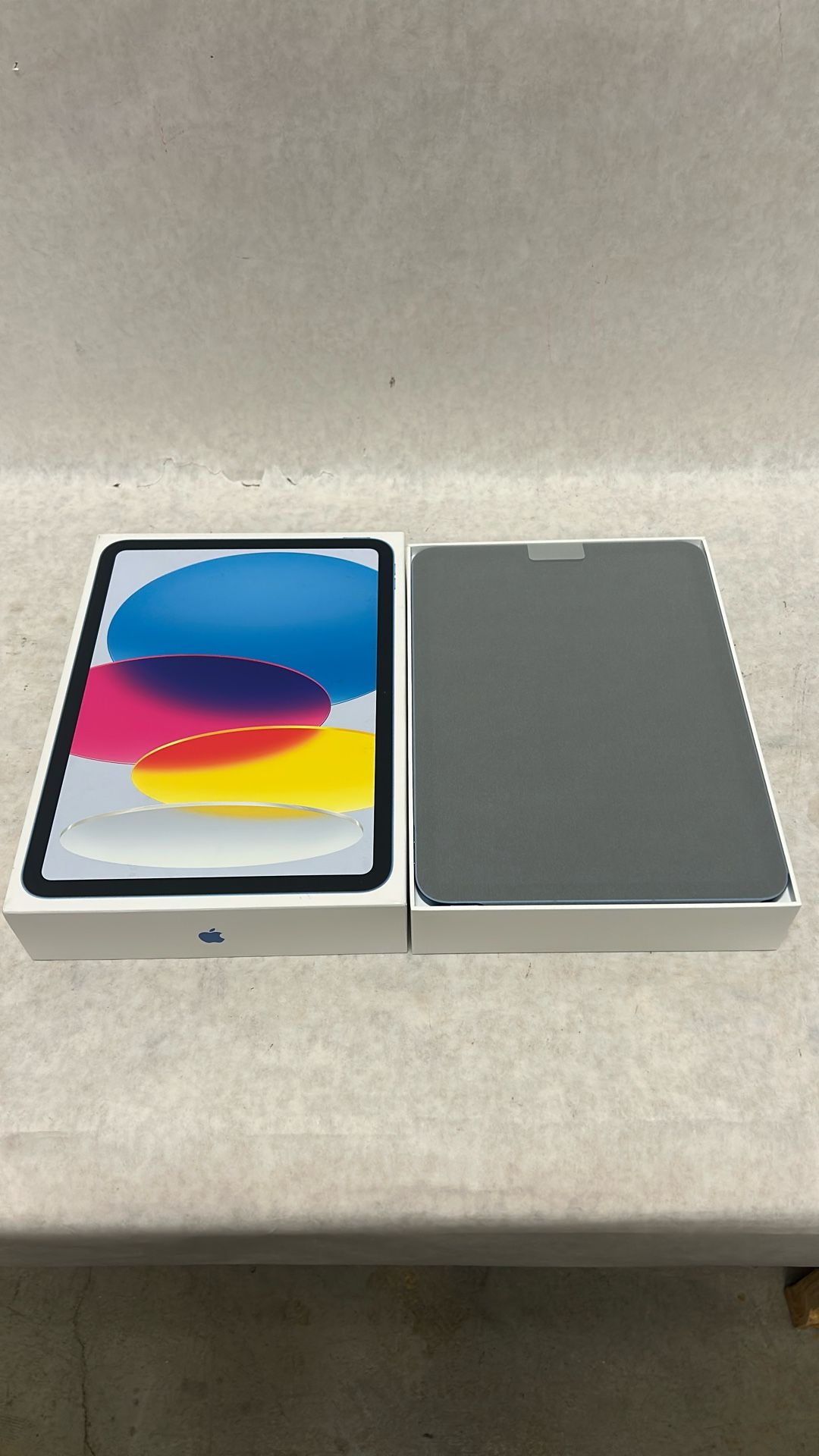 Apple iPad a 16 Wi-Fi cellular 128 GB new open box unused color blue