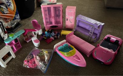 Barbie accessories $20 19th Ave & 101