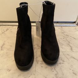 Women’s Size 9 French Connection Boots  