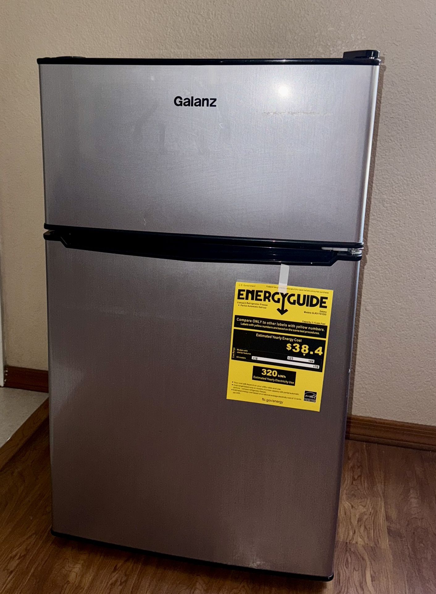 Galanz Mini Fridge
