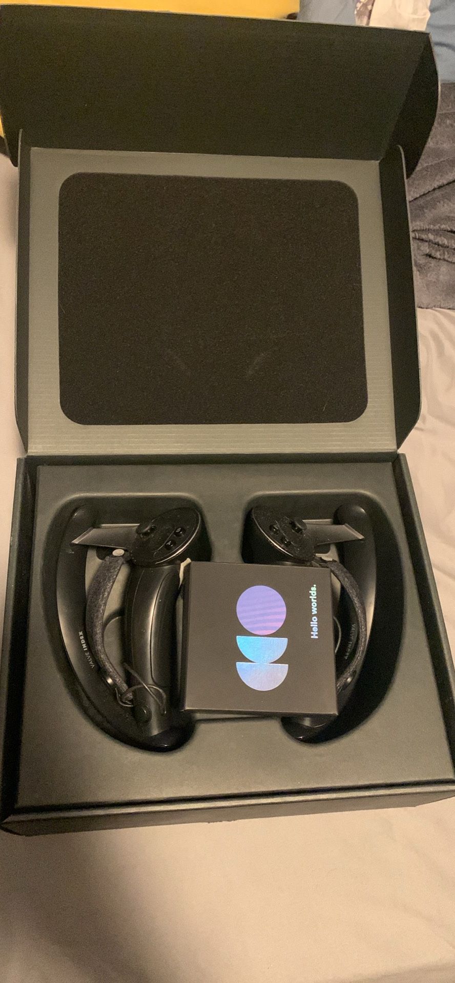 Valve index controllers (original box)
