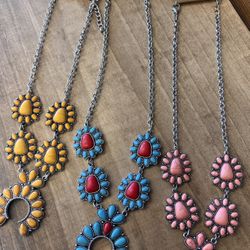 Western Necklace Set 