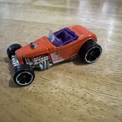 Vtg 1999 Hot Wheels DUECE ROADSTER *Rare* Orange w/ Purple Interior J2