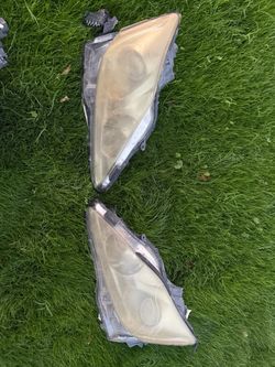2006-2008 Lexus is250 headlights