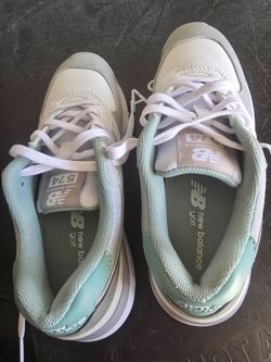 New Balance golf shoes
