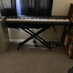 Casio Privia Piano PX160