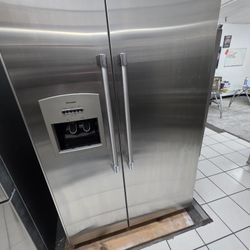 48" THERMADOR BUILT IN STAINLESS STEEL REFRIGERATOR 