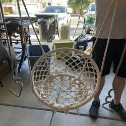 Hanging Chair 