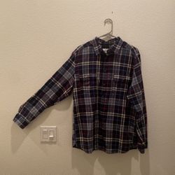 Men’s Flannel (Size L)