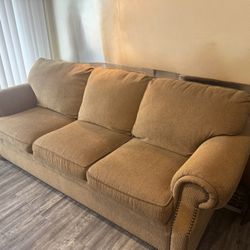 3 Seater Sofa-PICK UP ONLY