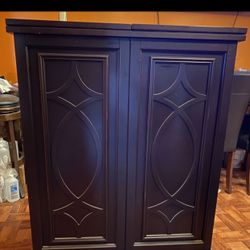 Professional Oak Cherry Wood Home Bar W/ 2 Barstools 