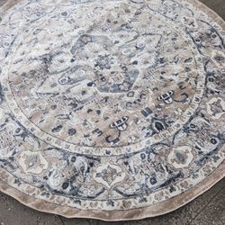 Rug Round 92 Inches.