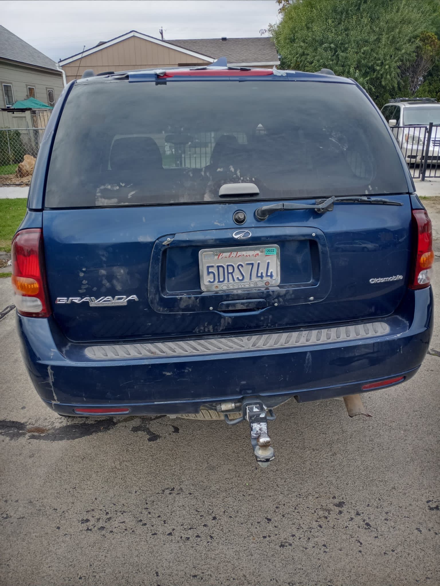 OLDS BRAVADA 2002