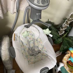 Graco Simple Sway 2-in-1 Swing and Bouncer