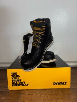 Brand New DeWalt boots Non-slip (9.5)