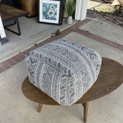 Cushion Poof