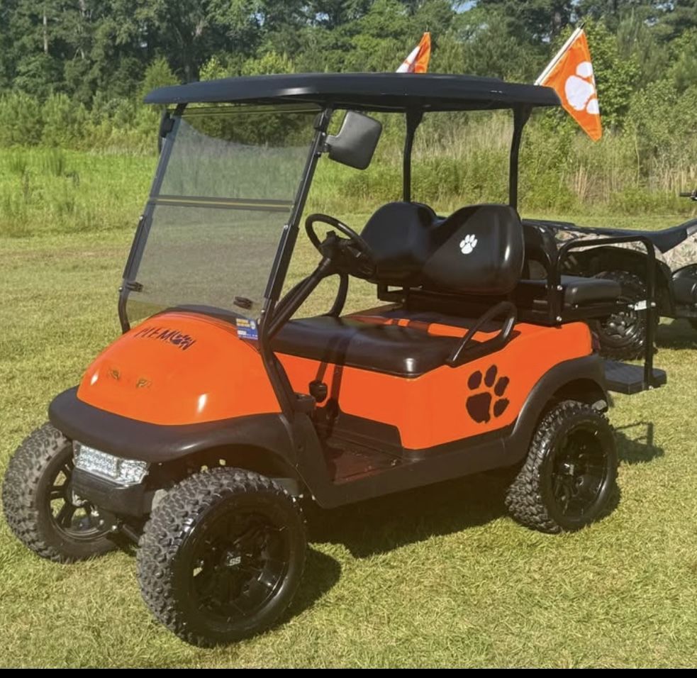 2014 Cub Cart