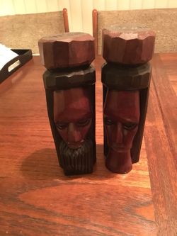 Two Tiki Statues