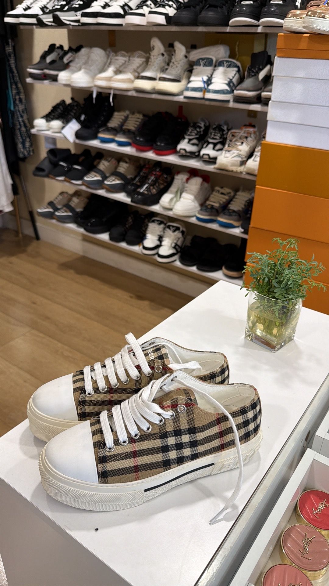 Size 6US women