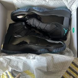 AIR JORDAN 11 RETRO