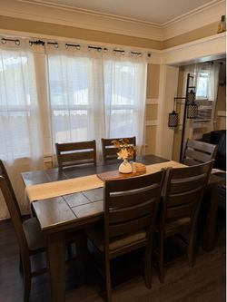 Dinning table