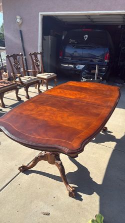 Dinning table