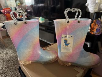 New size 1 girls Kids Glitter Rainbow Rain Boots with Heart Handles
