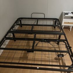 Adjustable bed frame queen size