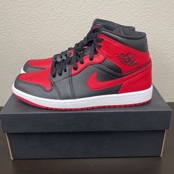 Jordan 1 Mid 554724 074 Multiple Sizes Ds