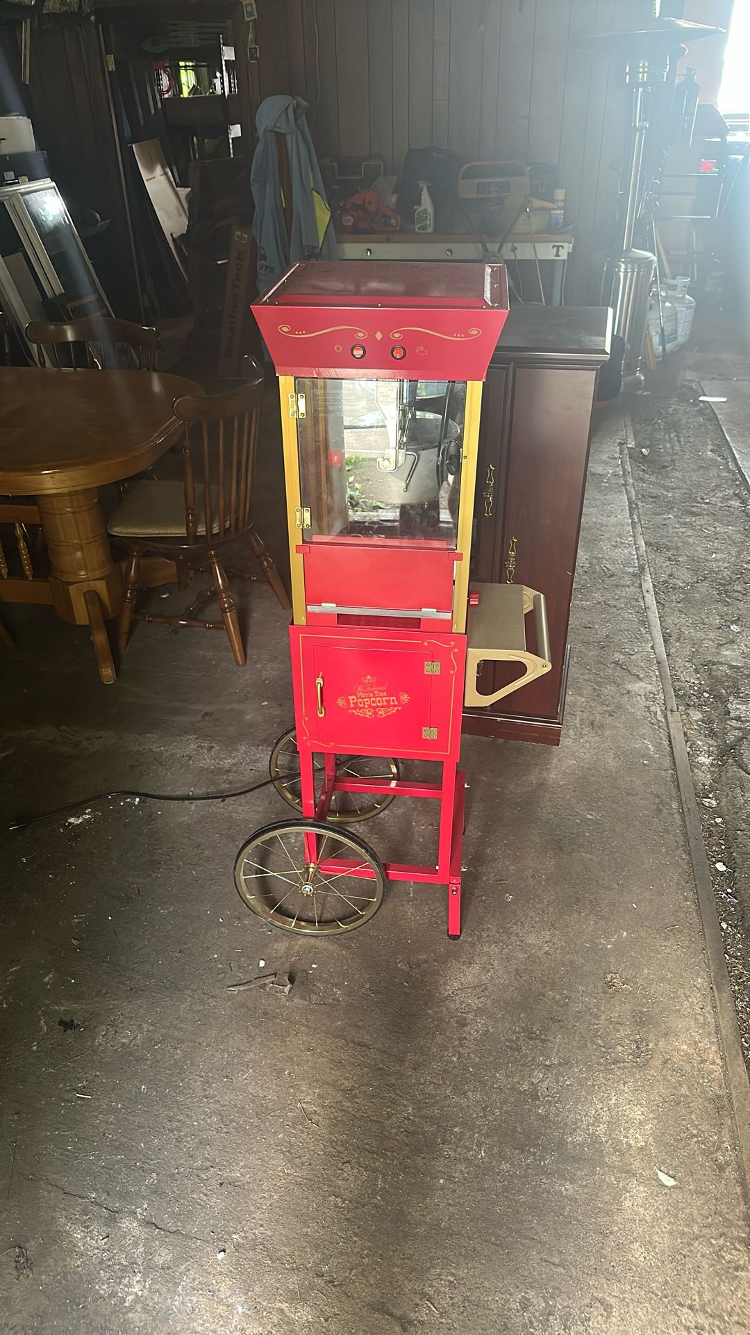 Old Fashioned Popcorn Machine