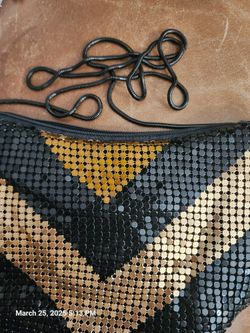 Black And Gold Evening Purse With Zipper