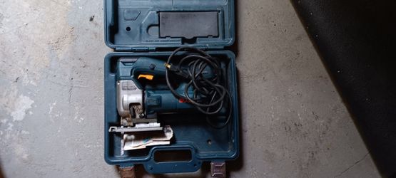Bosch Jigsaw With Case