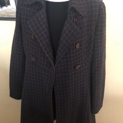 Beautiful design and color  coat