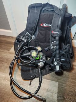 Scuba gear