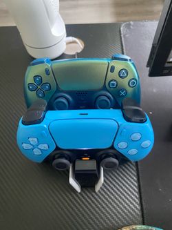 PlayStation 5 slim with disc tray