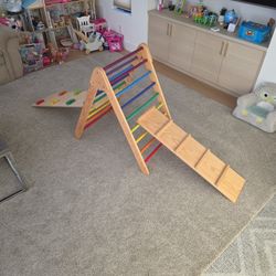 Pikler Triangle - Wiwiurka Brand