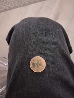 Canadian one dollar gold coin elizabeth