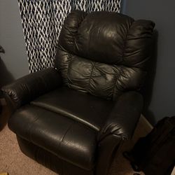 Black Leather Recliner 