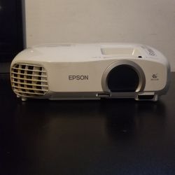 Epson Home Cinema 2030 Theater Projector
