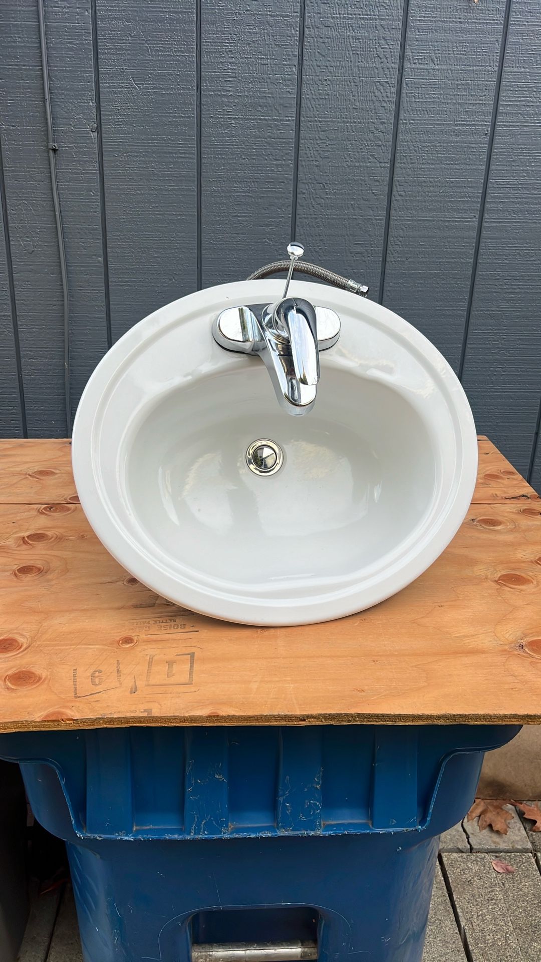 washbasin