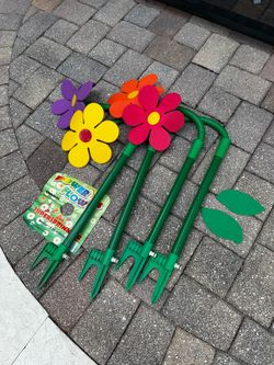 Crazy Daisy 360 degree rotating sprinkler, set of 4