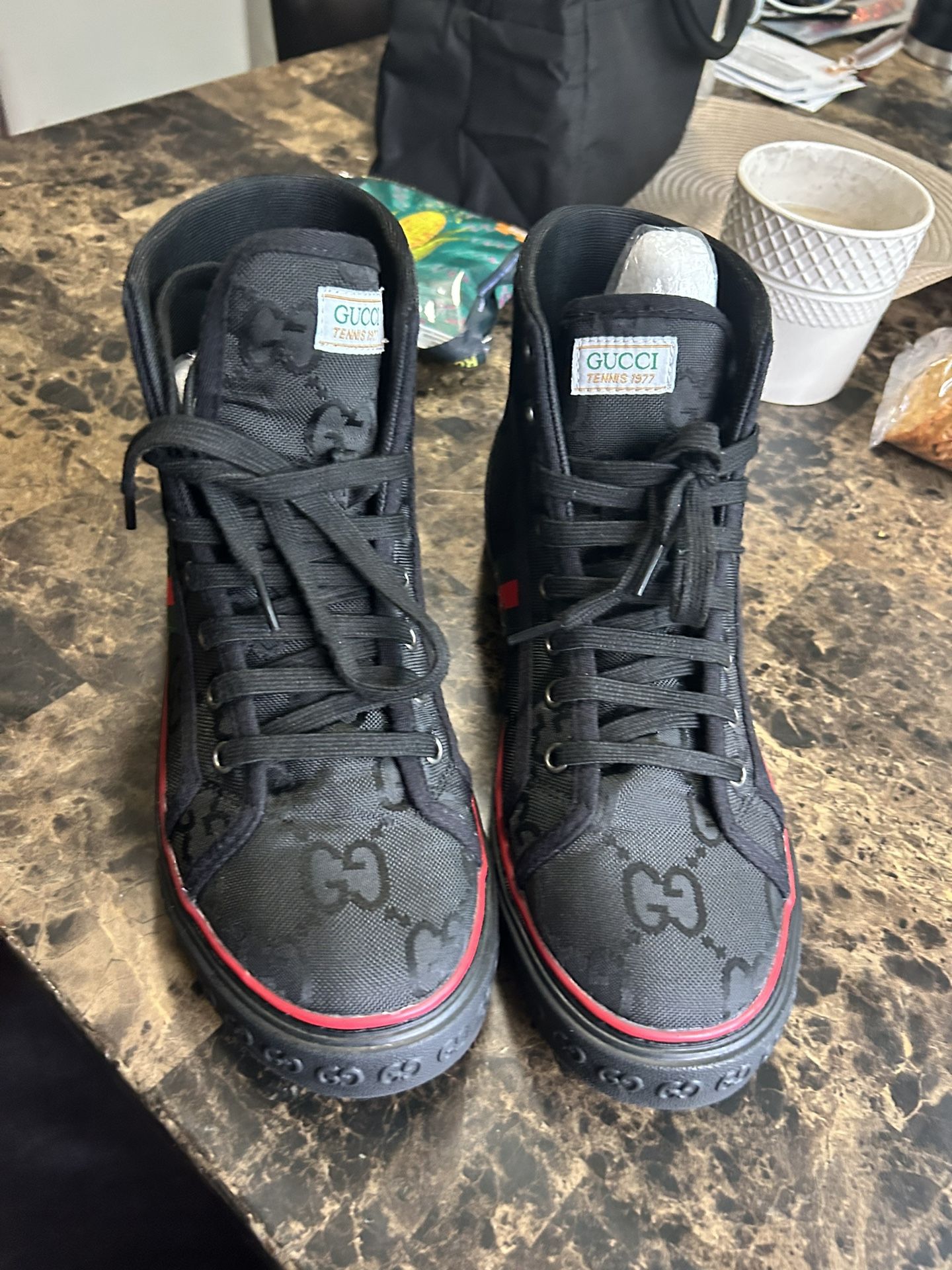 Gucci 43/9.5