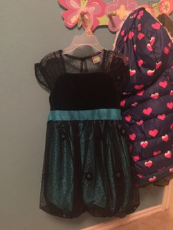 Girls dress