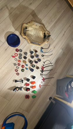 Huge Beyblade Burst Lot – 20+ Beyblades, Stadium, Launchers & Parts