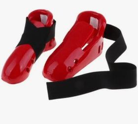 Dynamics red sparring shoses