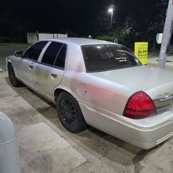 2010 Mercury Grand Marquis