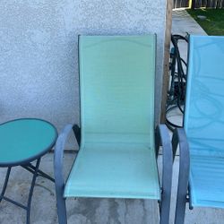 Outdoor Chairs And Side Tables 